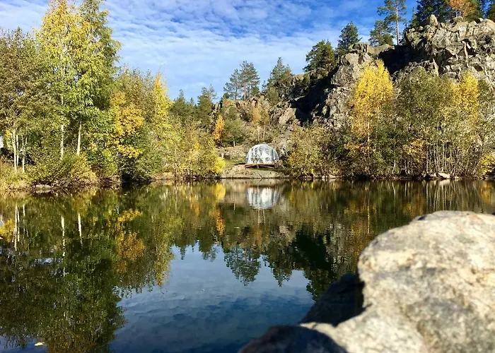 Luxury tent Finndome 2*